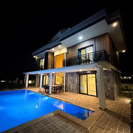 别墅 8 Sleeps, Private Pool, Luxury - Awz 314 *